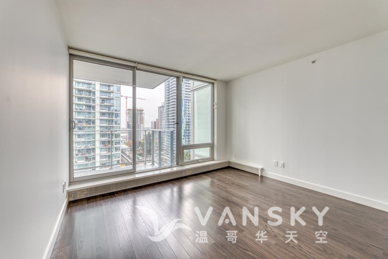 250119130516_Living Room.jpeg